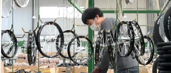 別急著擺攤！塑料行情異動(dòng)背后 中國自行車與電動(dòng)車全球搶購潮催生新機(jī)遇